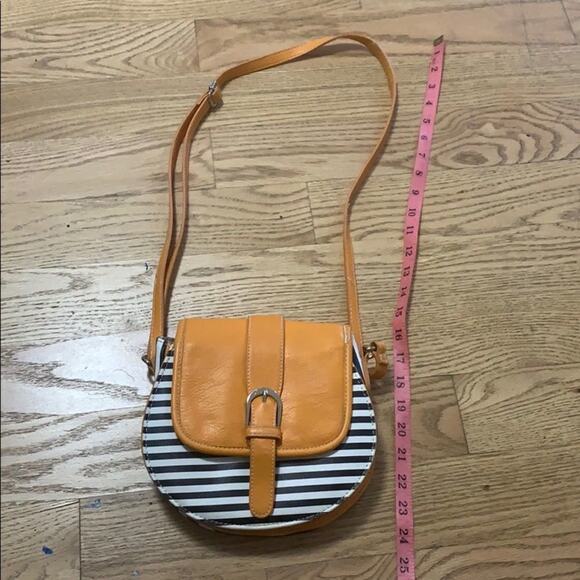 SASSY DUCK CROSSBODY BAG - Picture 11 of 14
